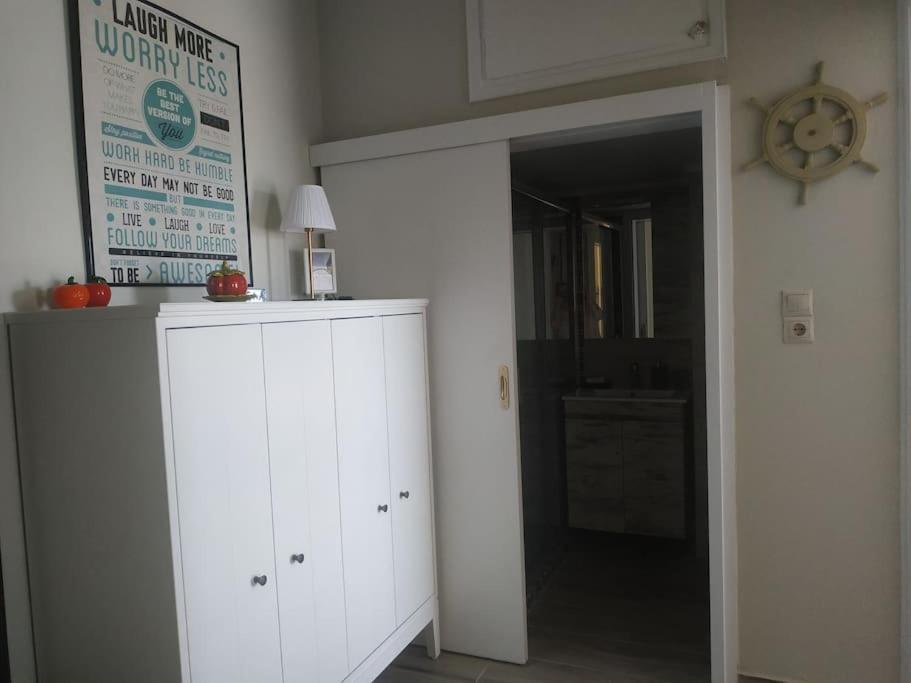 Athens View Apartment Near Metro Station Agia Marina Extérieur photo