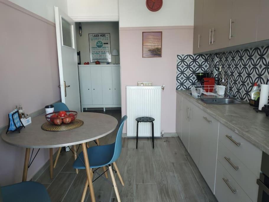 Athens View Apartment Near Metro Station Agia Marina Extérieur photo