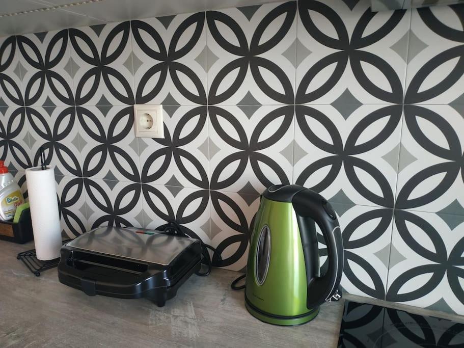 Athens View Apartment Near Metro Station Agia Marina Extérieur photo